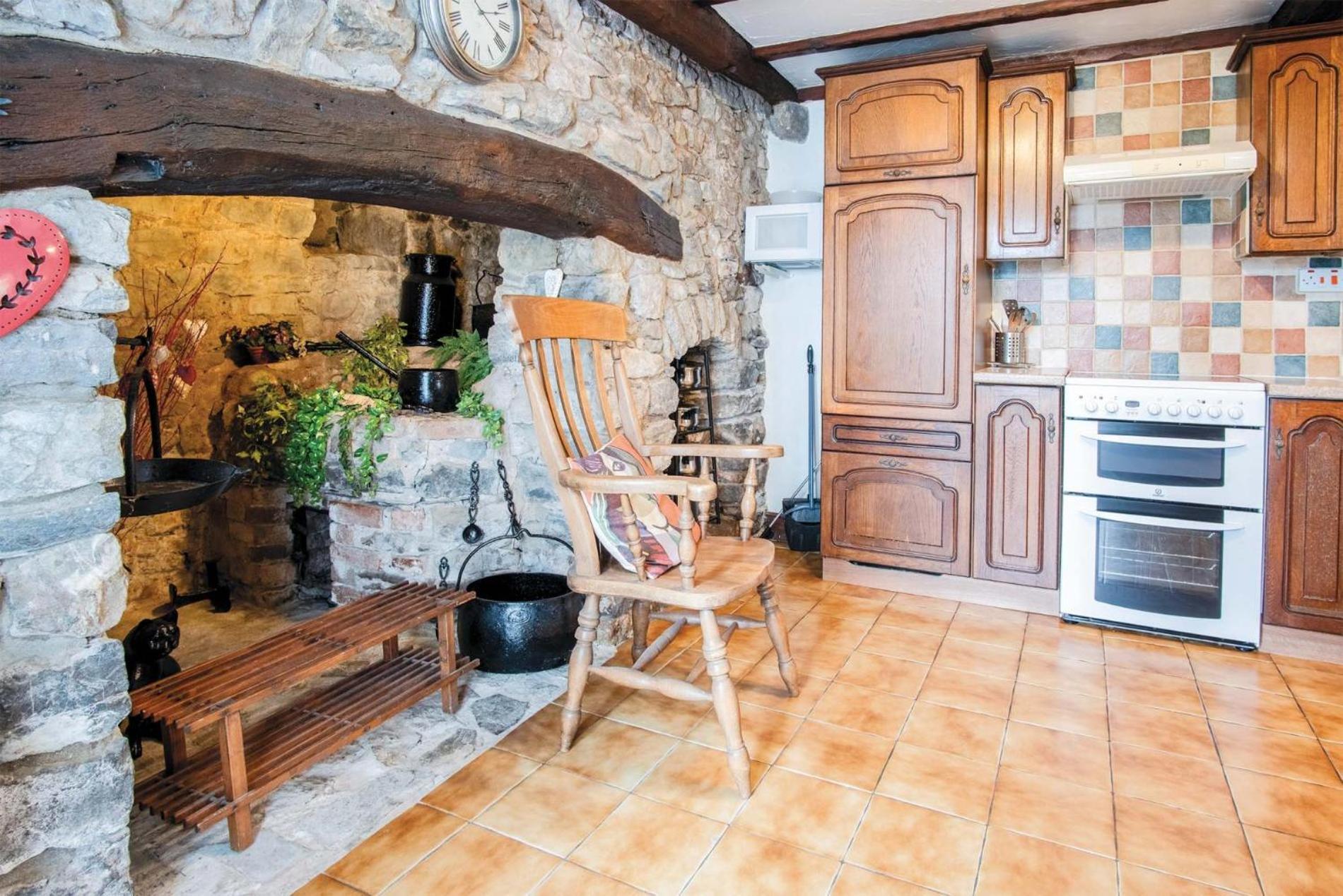 Hall House - 3 Bedroom Cottage - Saint Florence 外观 照片