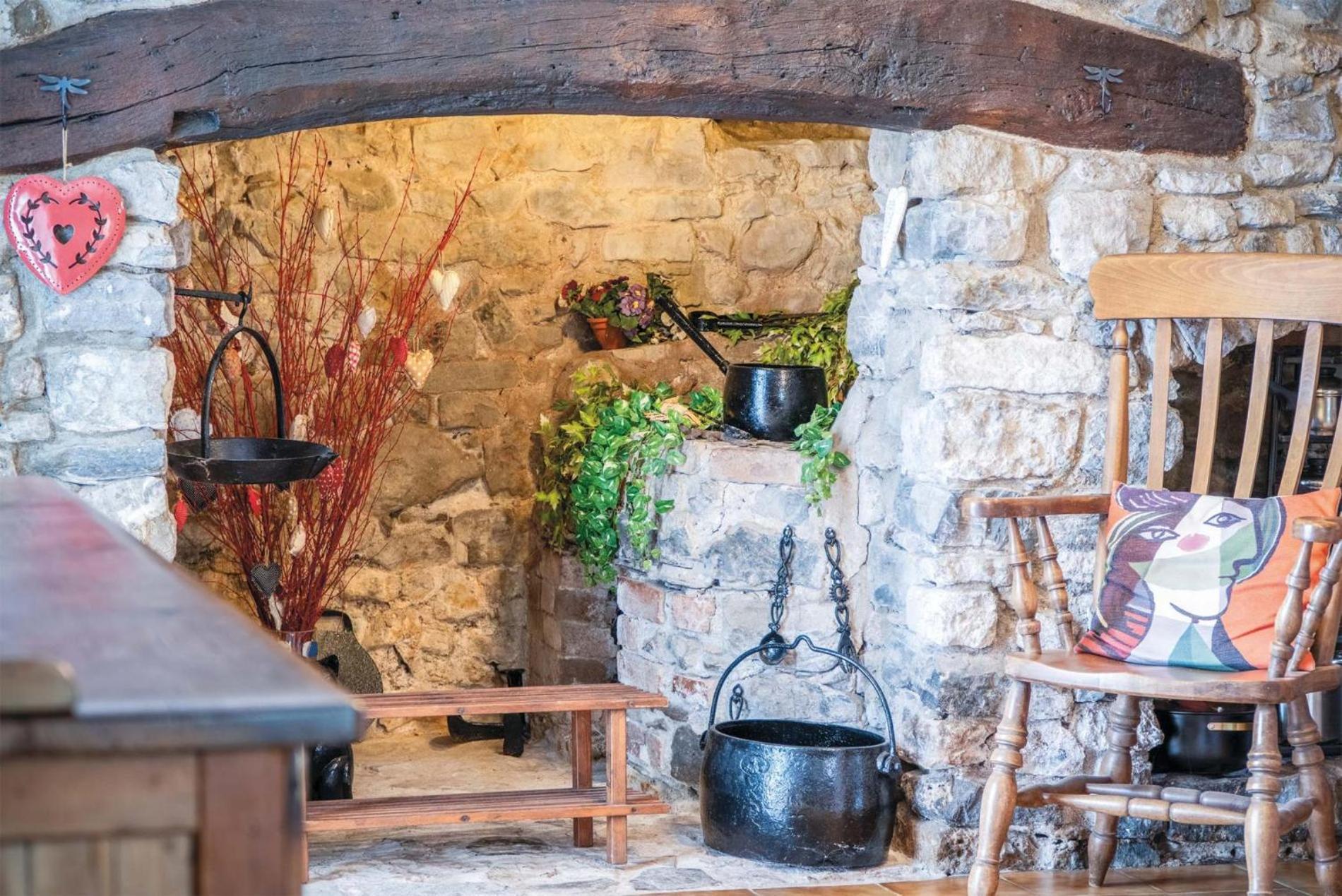 Hall House - 3 Bedroom Cottage - Saint Florence 外观 照片
