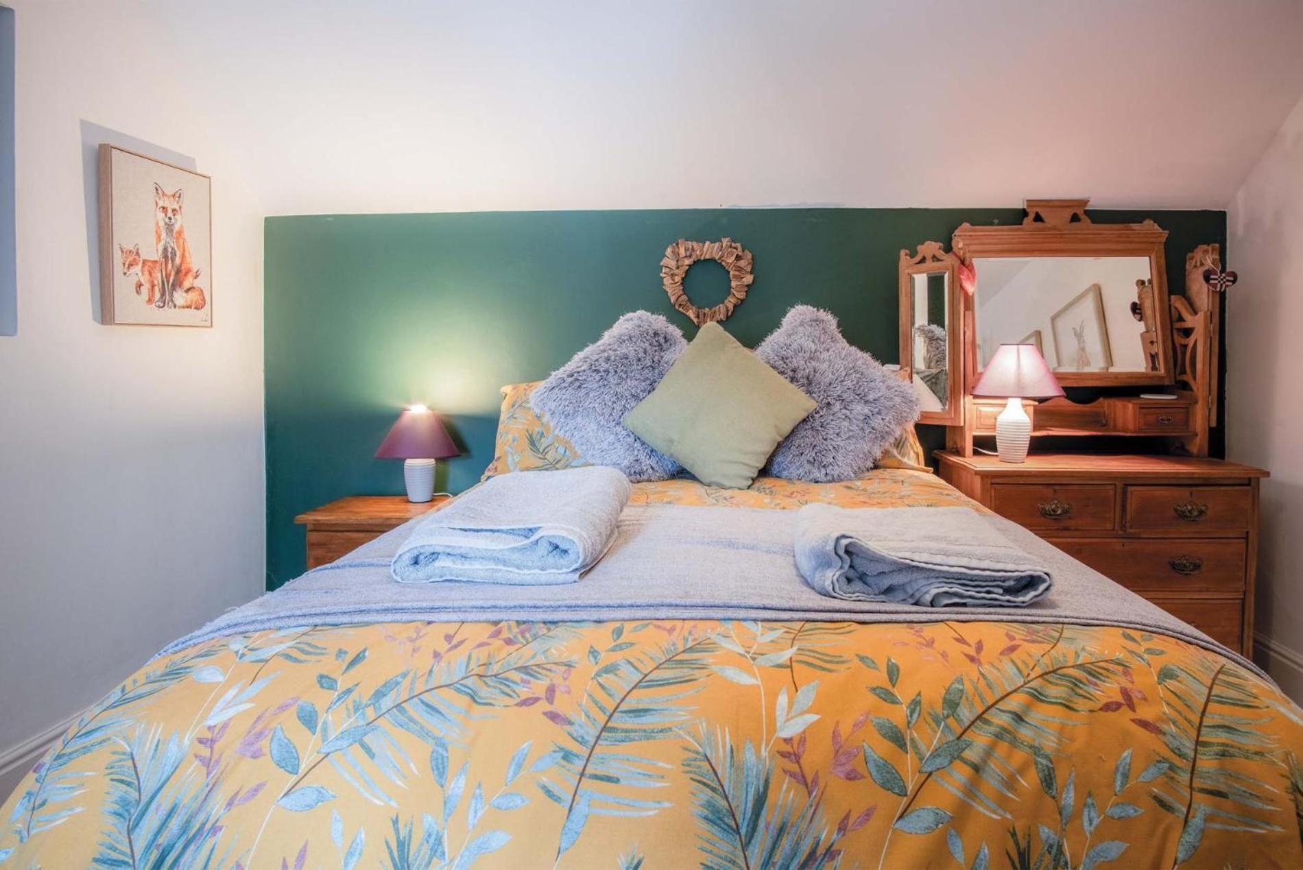 Hall House - 3 Bedroom Cottage - Saint Florence 外观 照片